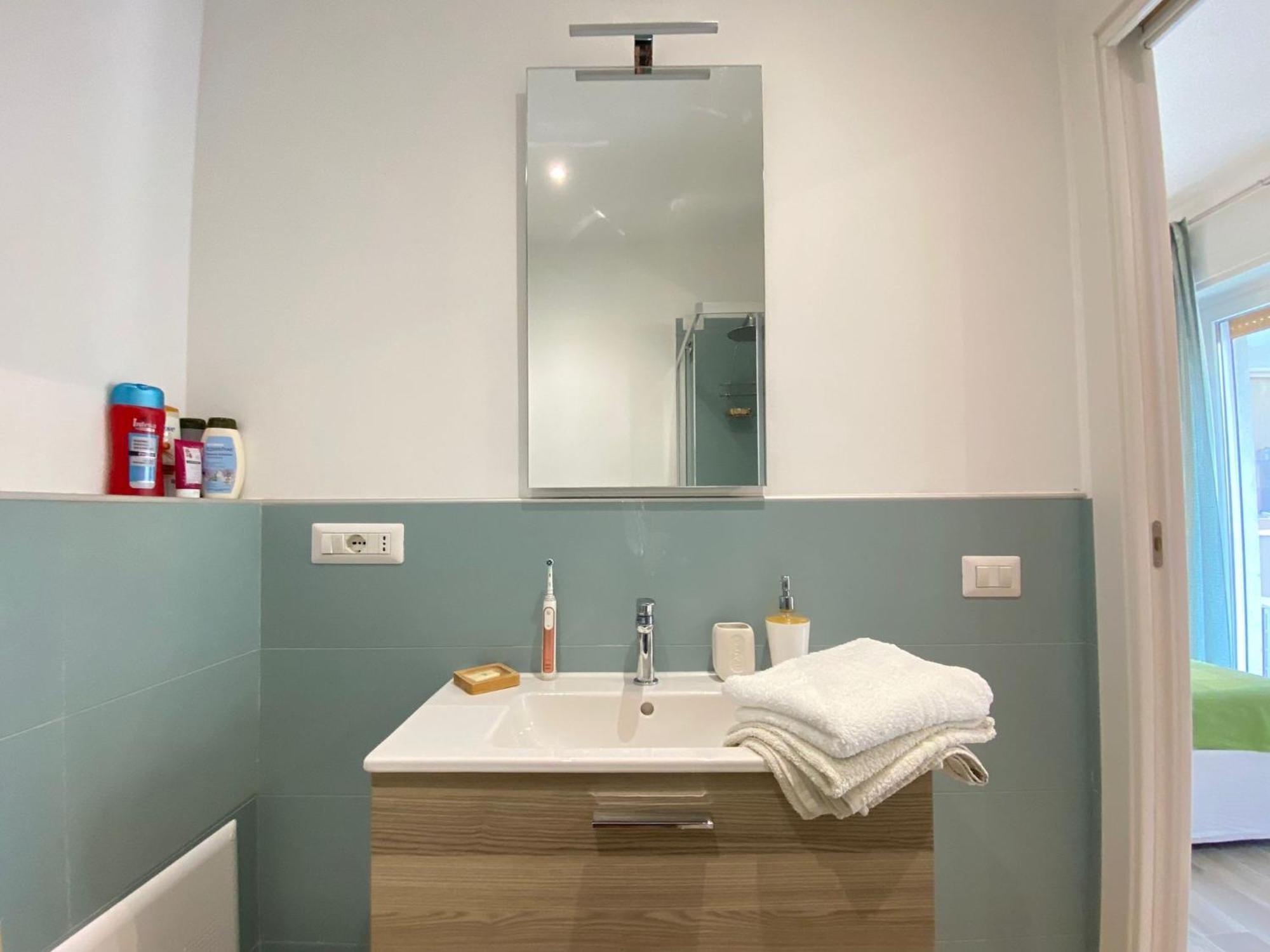 Cozy And Warm Flat In Villanova - Cagliari Exterior photo